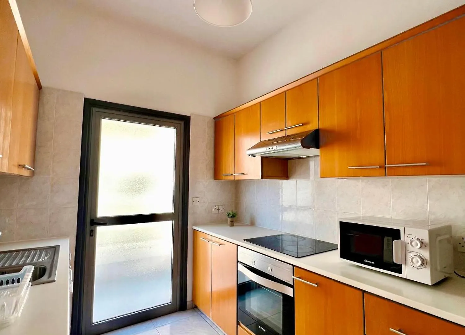 Mackenzie Lara 201 Apartman Lárnaka 0*,  Ciprus