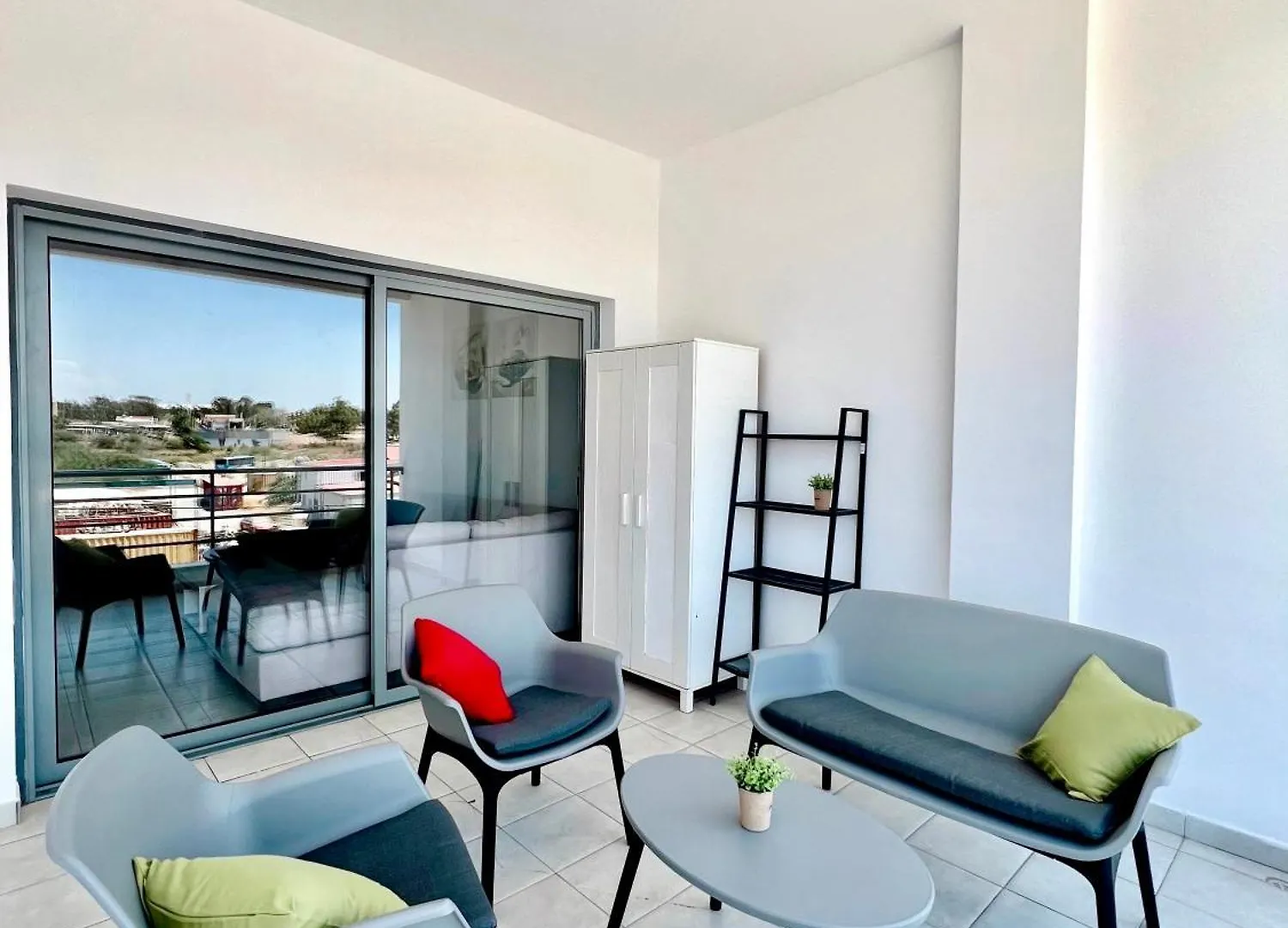 Mackenzie Lara 201 Apartman Lárnaka